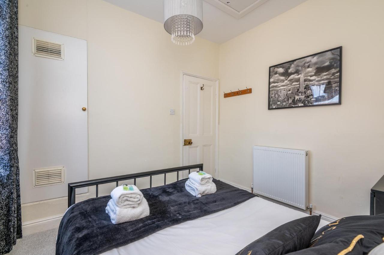 Cosy & Central Victorian House - Pass The Keys York Exteriör bild
